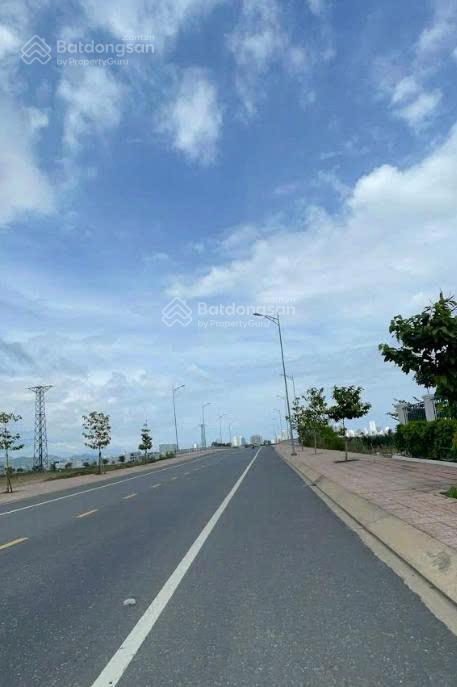 Bán lô đất giá chỉ 50% so với khu vực ven sông gần chùa, núi & trường học