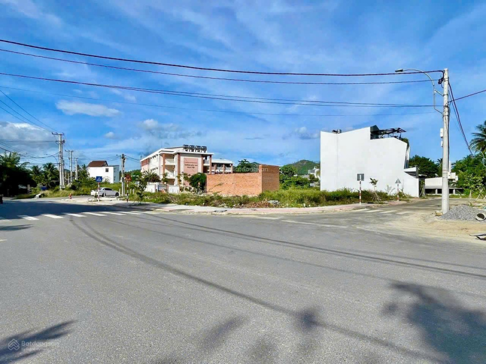 Bán đất MT đường (16m) TĐC Phường Ngọc Hiệp - TTTP Nha Trang. Gần chợ, đối diện trường học KD tốt