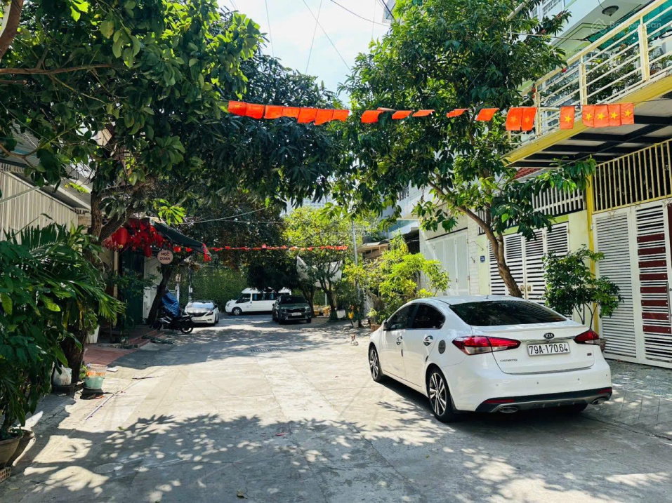 Bán nhà gần biển Nha Trang 800m mặt đường D4 11m thông Lê Thanh Nghị nhà mới 2 tầng 8,3 tỷ 6