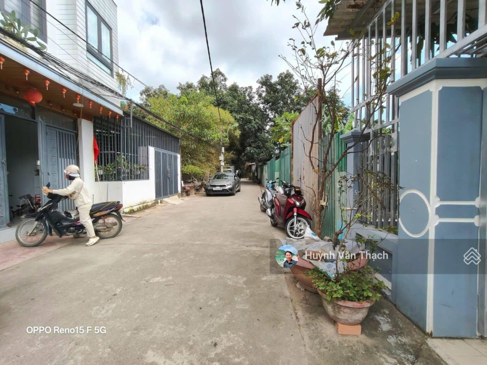 Bán lô 2 mặt tiền đường Phước Đồng - 2 ô tô né nhau khu dân cư tiềm năng mở đường lớn