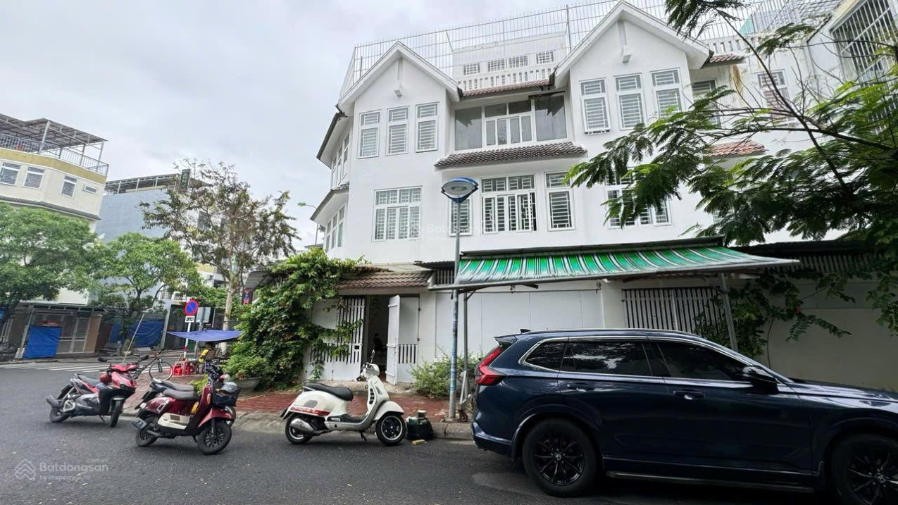 CĂN GÓC 2 MẶT TIỀN GẦN BIỂN GIÁ RẺ