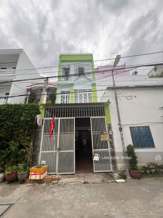 Bán nhà 3 tầng Bắc Nha Trang Phan Phù Tiên 112m2 11 căn hộ cho thuê cách biển 300m