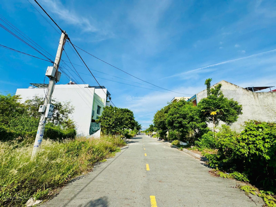 Đất khu đô thị Phú Ân Nam Diên An DT 120m2 ngang 6m có vỉa hè 3m