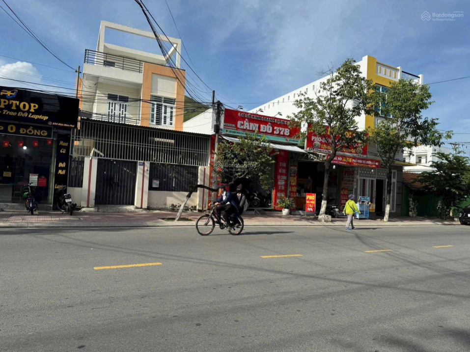 Chỉ 12,5 tỷ - Bán đất mặt tiền Điện Biên Phủ Vĩnh Hòa, Bắc Nha Trang