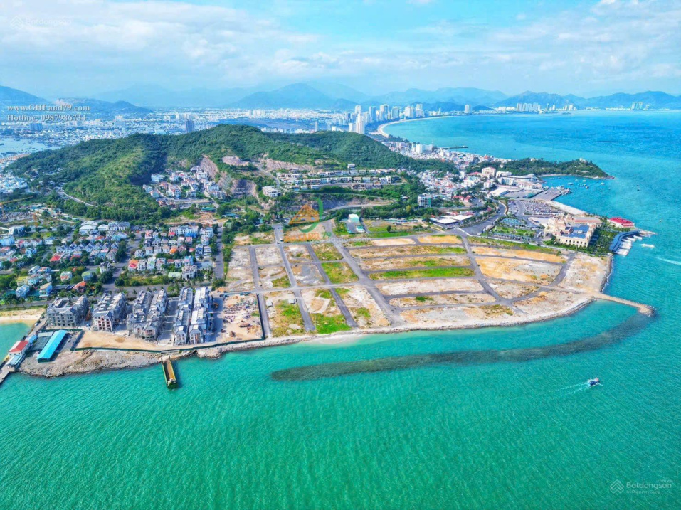 Cơ Hội Vàng: Lô Góc 2 Mặt Tiền Trần Phú, Nha Trang