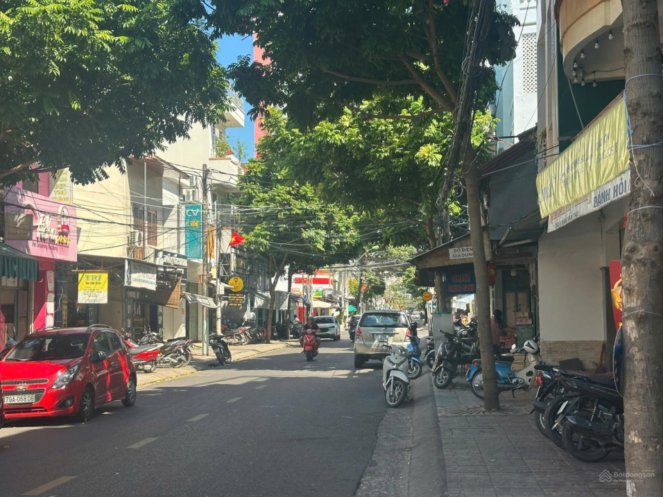 85,7m² 25 tỷ | Khách sạn mini 5 tầng mặt tiền Hoàng Văn Thụ 14 phòng trung tâm Nha Trang