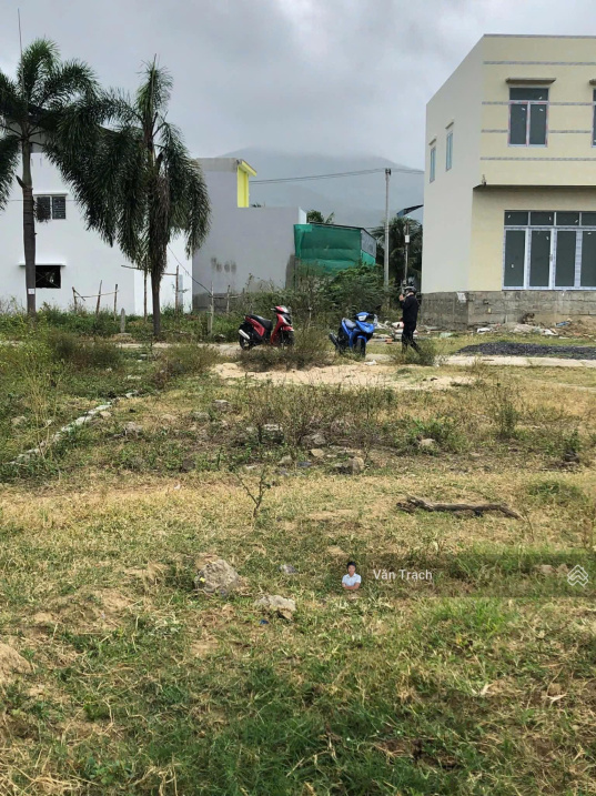 Bán đất Thôn Trung Vĩnh Phương Nha Trang đường 4m nở hậu sổ riêng, giá chỉ 1.1 tỷ