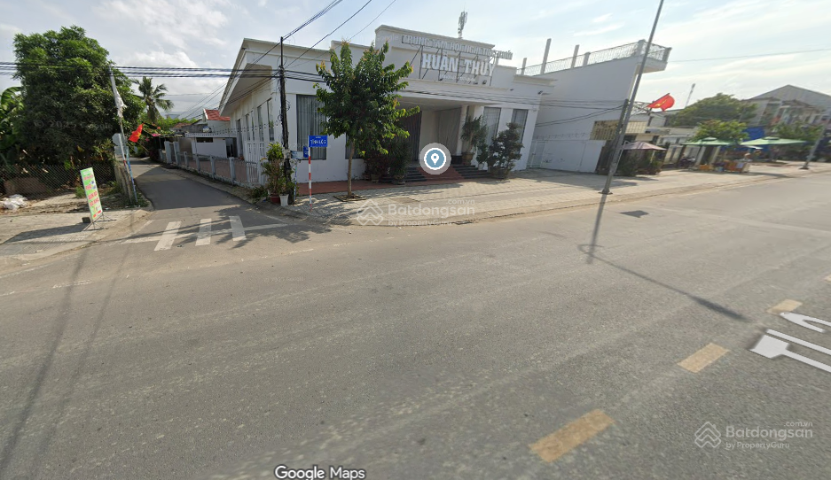 Bán đất tặng kèm nhà cấp 4 kiên cố mặt tiền đường Cầu Dĩ Diên Phước, cách Tỉnh lộ 2 chỉ 100m