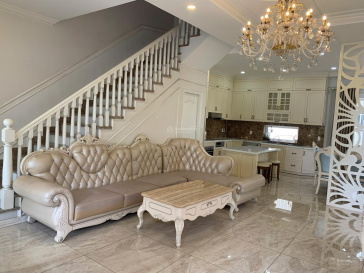 Villa with 4 bedrooms for rent in Melosa Garden · Thủ Đức, Ho Chi Minh City — $926/month, photo 1