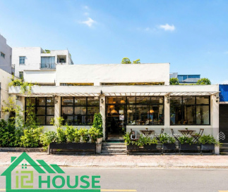 House for rent in Quận 3, Hồ Chí Minh — $2,315/month, photo 1